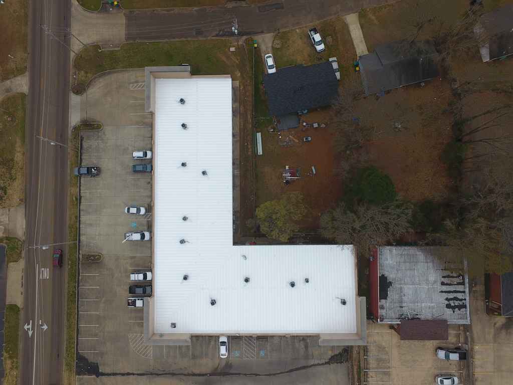 trusted Nashville commercial roof replacement services