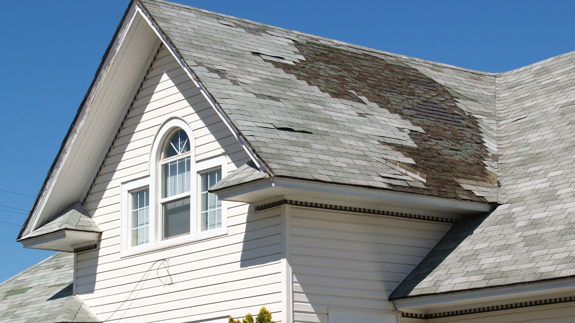 Top Summer Roof Problems Every Texarkana Homeowner Should Know
