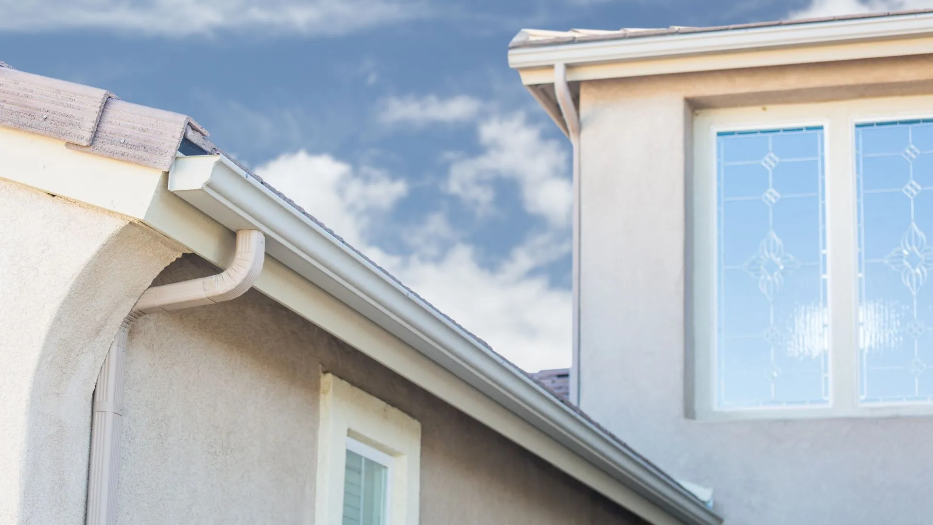 Gutter Installation Services in Nashville Arkansas - Hostetler Roofing Trusted Residential Roof Repair in Nashville, AR - Hostetler Roofing