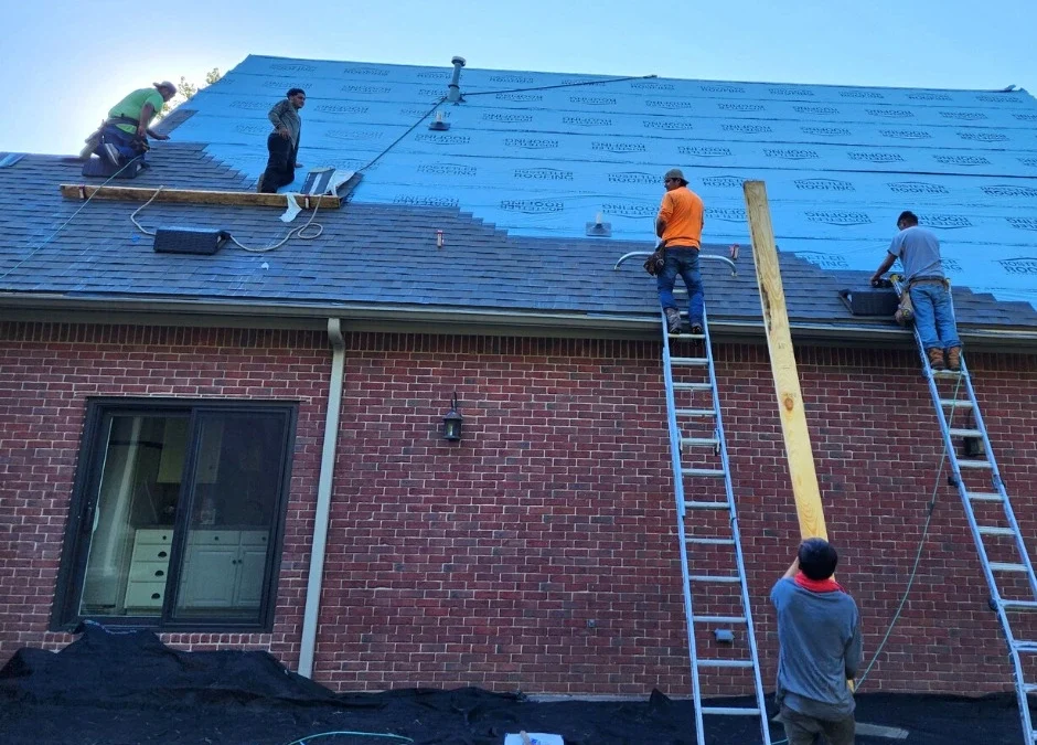 Warning Signs You Need a New Roof in Nashville, Arkansas